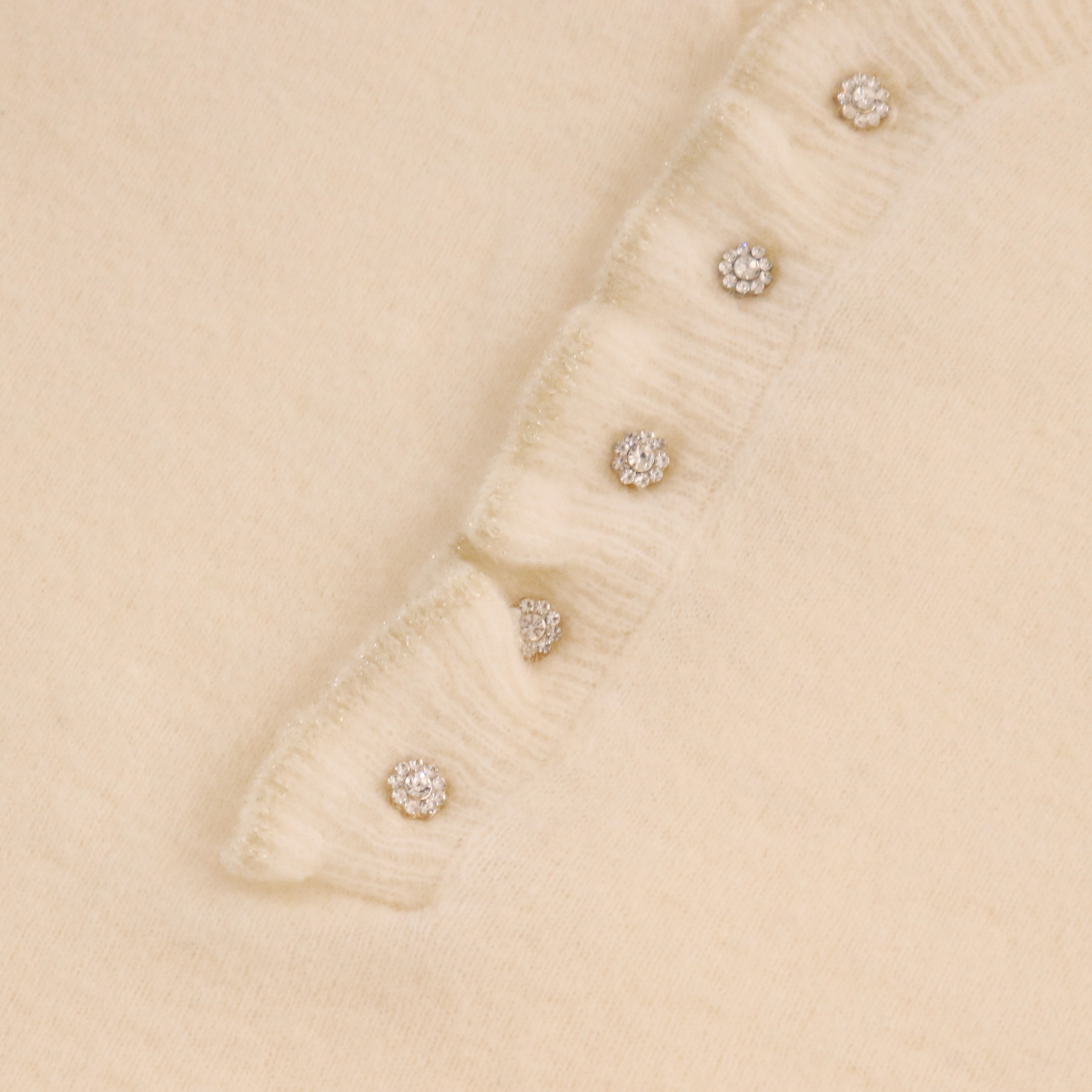 OEM 工厂定制白色长袖米色女士女士短款修身针织毛衣开衫